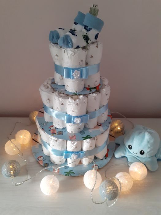 3 poziomowy tort z pieluszek/pampersów idealny na prezent chrzest