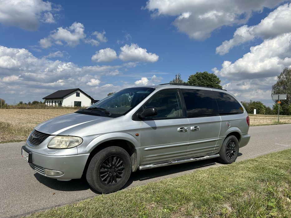 Chrysler Grand Voyager 3.3 LPG europa 7osob