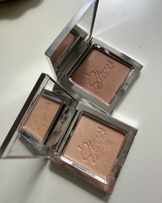 Zestaw Elever Cosmetics Bronzer i Rozświetlacz