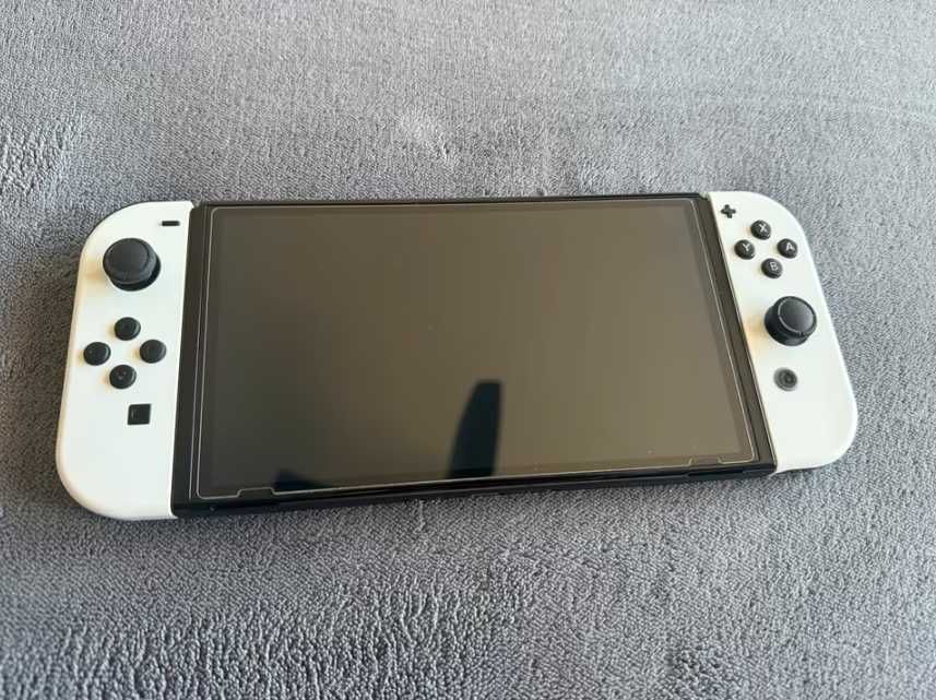 Nintendo Switch OLED Biała sprawna