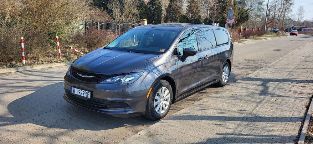 Chrysler Pacifica Niski przebieg, pełen serwis,nowe LPG