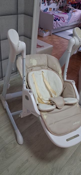 Krzesełko do karmienia plus huśtawka