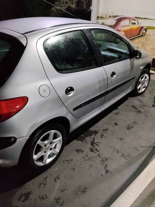 Peugeot  cinzento 206
