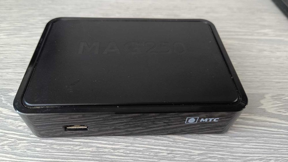 Продаю приставка HD медиаплейер IPTV Mag 250, б/у