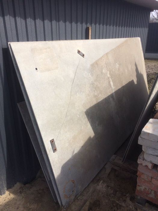 Продам все що є на фото ціна договірна