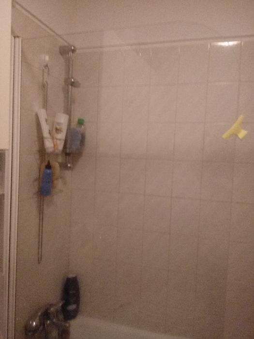 Lavatório, torneira monocomando, resg de banheira,  coluna chuveiro.
