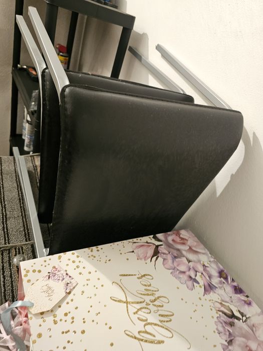 Mesa de cozinha com 4 cadeiras