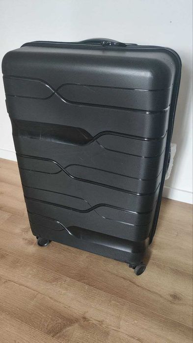 Walizka poliwęglanowa duża (rozmiar L) 4kg idealny stan