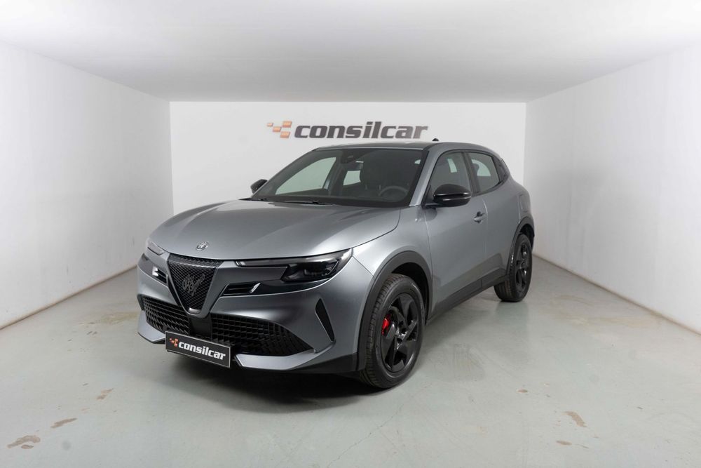 Alfa Romeo Junior 1.2 Intensa eDCT6
