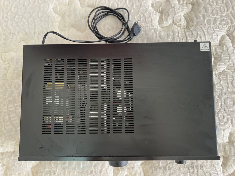 Amplificador Denon PMA-520AE