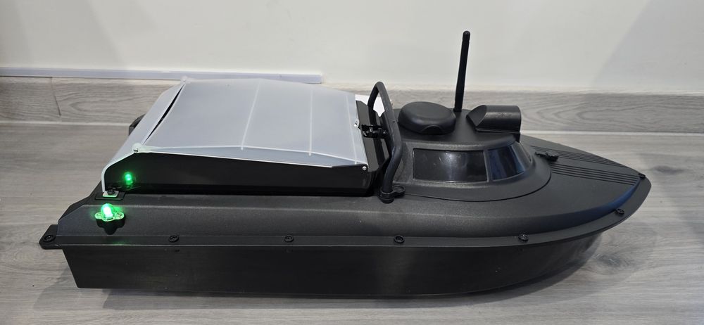 Łódka zanętowa Jabo 2BG GPS Autopilot Echosonda 10Ah 7,4v