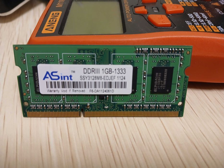 Оперативная память для ноутбука DDR3 1333MHz PC3-10600S 1 Gb рабочая