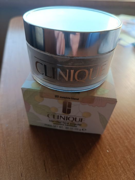 Puder Clinique 20 invisible blend