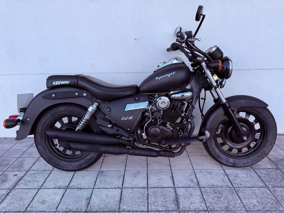 Vendo keeway Superlight 125cc 2000km