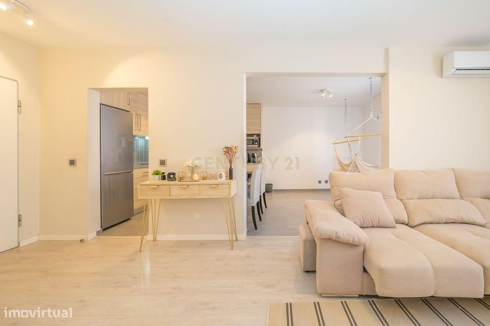 Apartamento T2 Totalmente Remodelado, Jardins do Sado, Setúbal