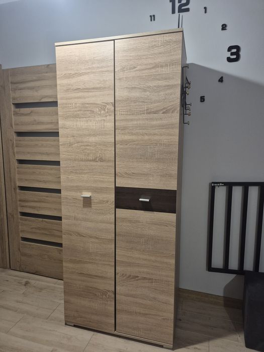 Szafa używana jasny dąb