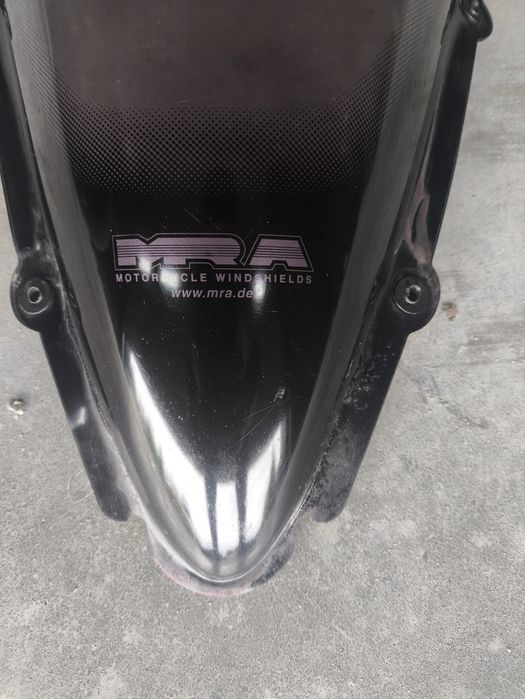 Yamaha r1 RN04 szyba MRA