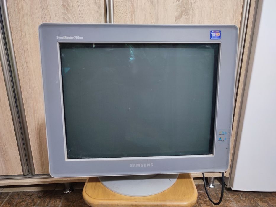 Монітор Samsung SyncMaster