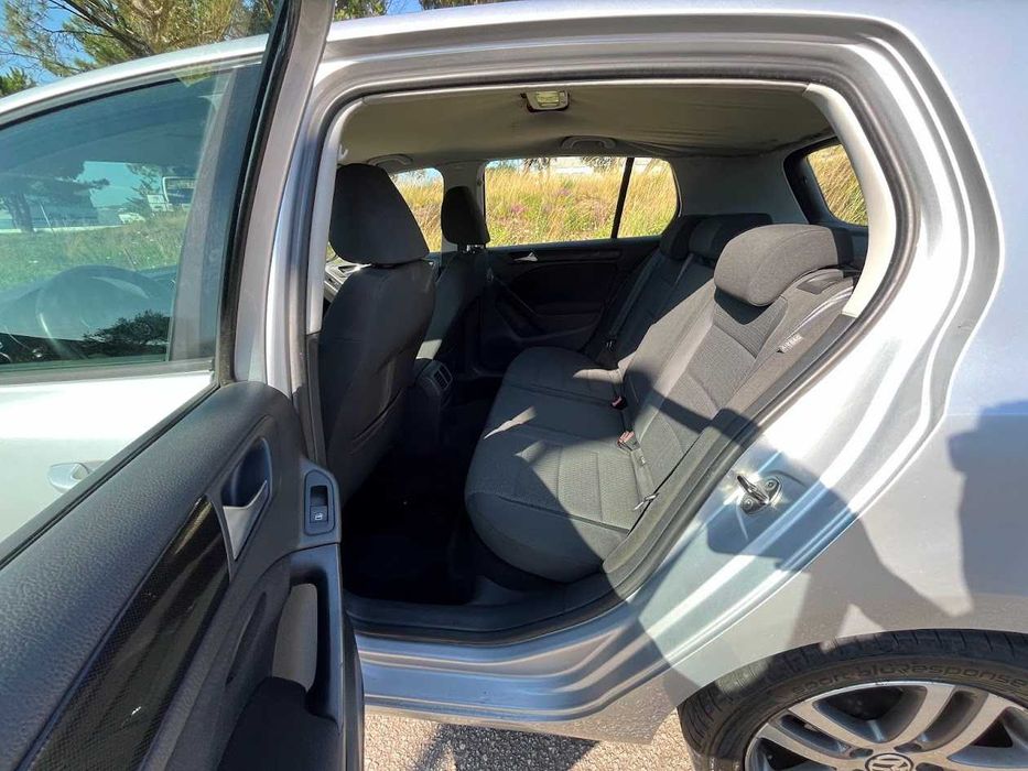 VW Golf VI Highline 2.0TDI 110cv