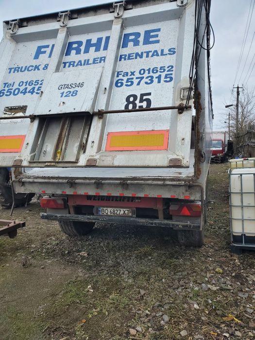 Напівпричіп самоскид