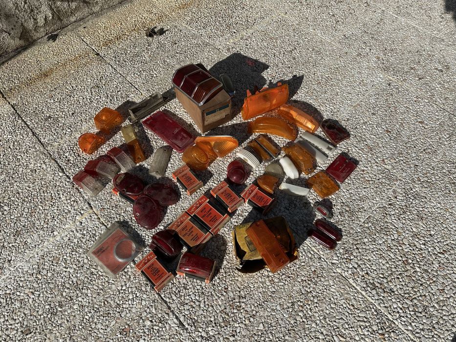 Farolins e Vidros de Carros Antigos