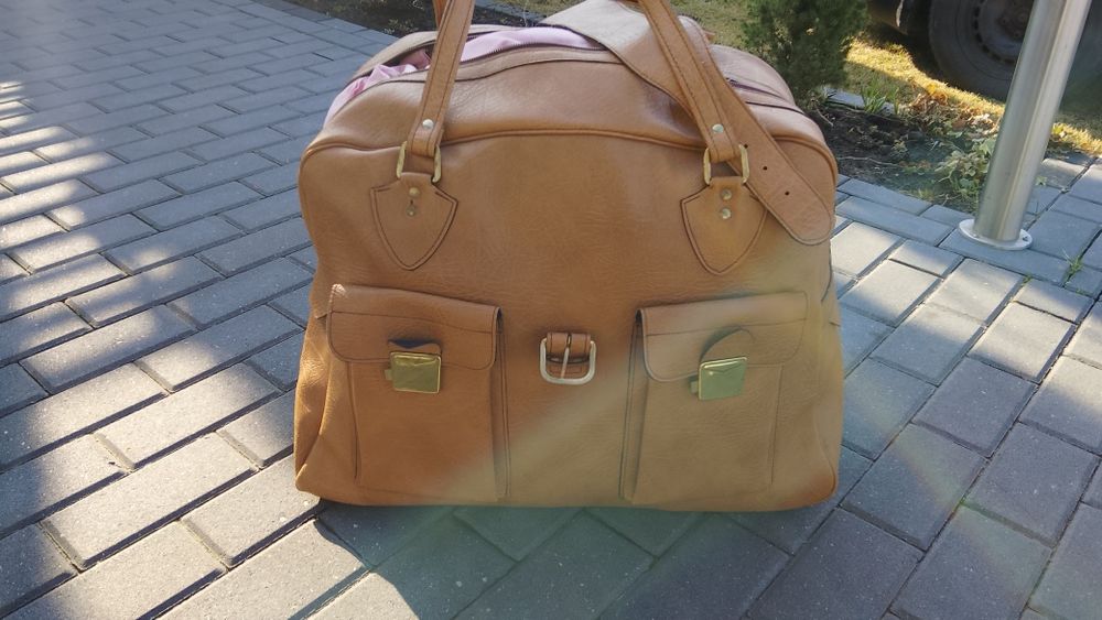 Sprzedam torba skórzana duża