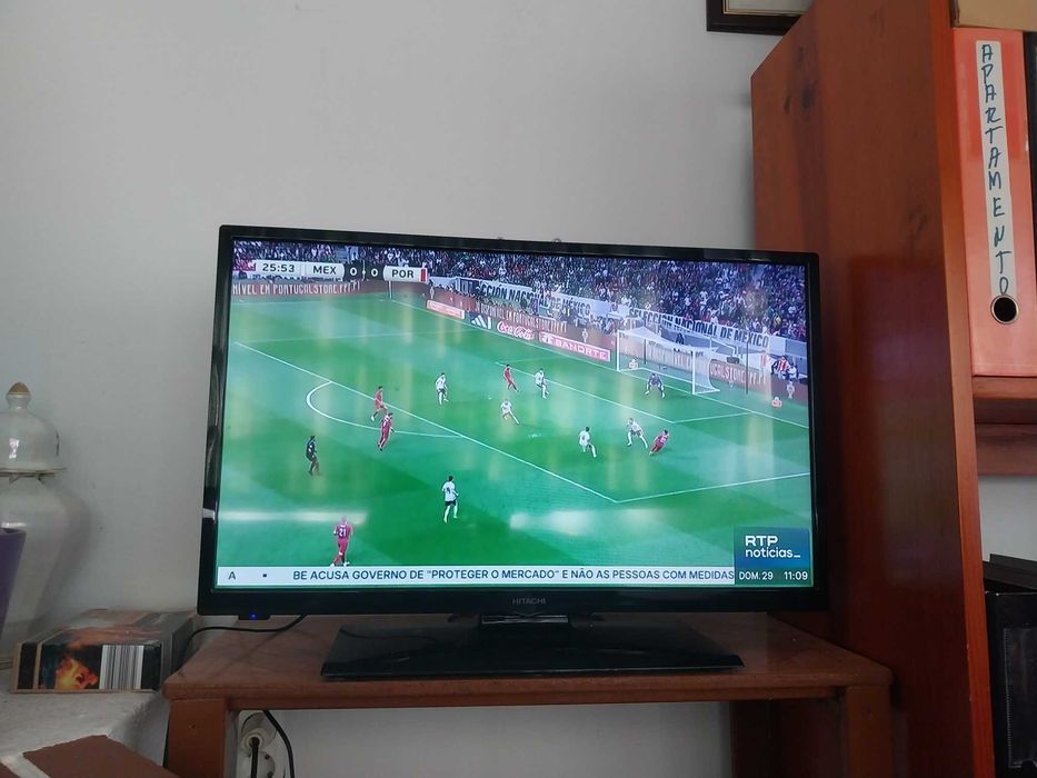 Televisor Hitachi