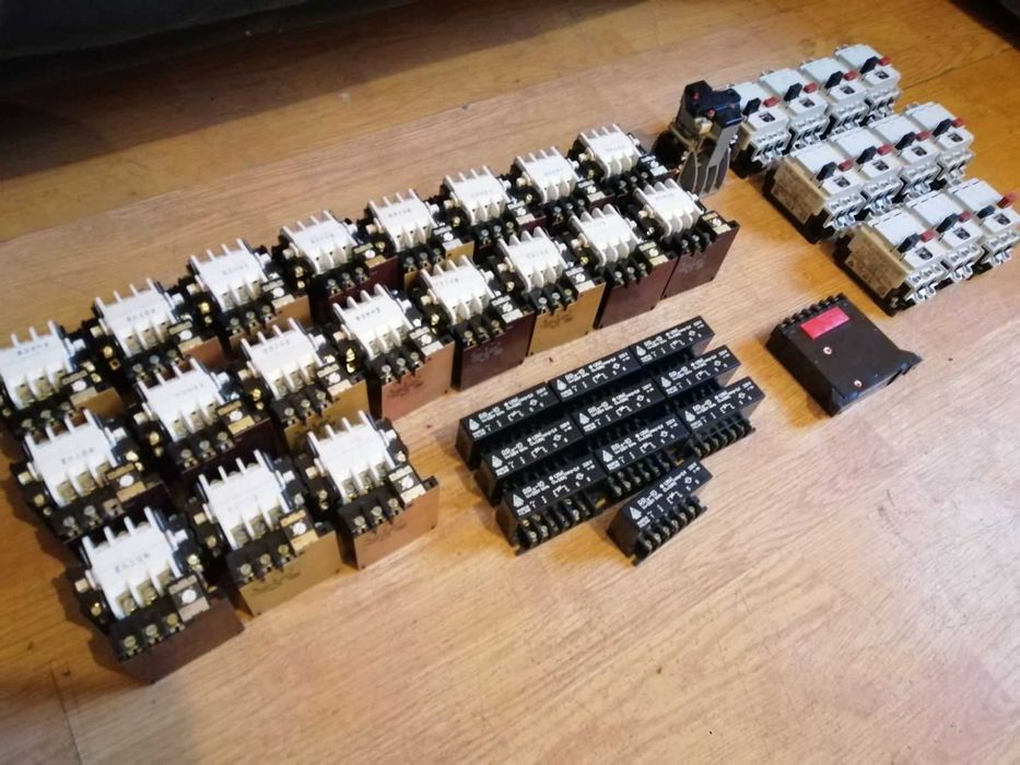 Автоматы. пускатели, контакторы, рубильники, ящики разные