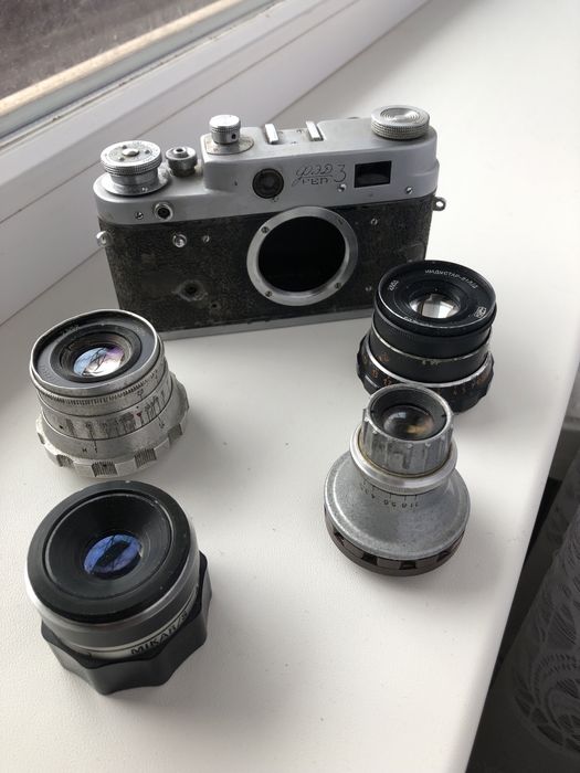 Продам 4 советских обьектива + ФЕД 3.