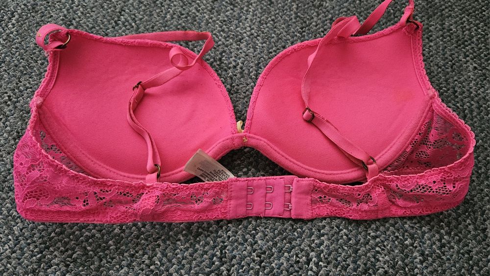 Бюстгалтер з push up