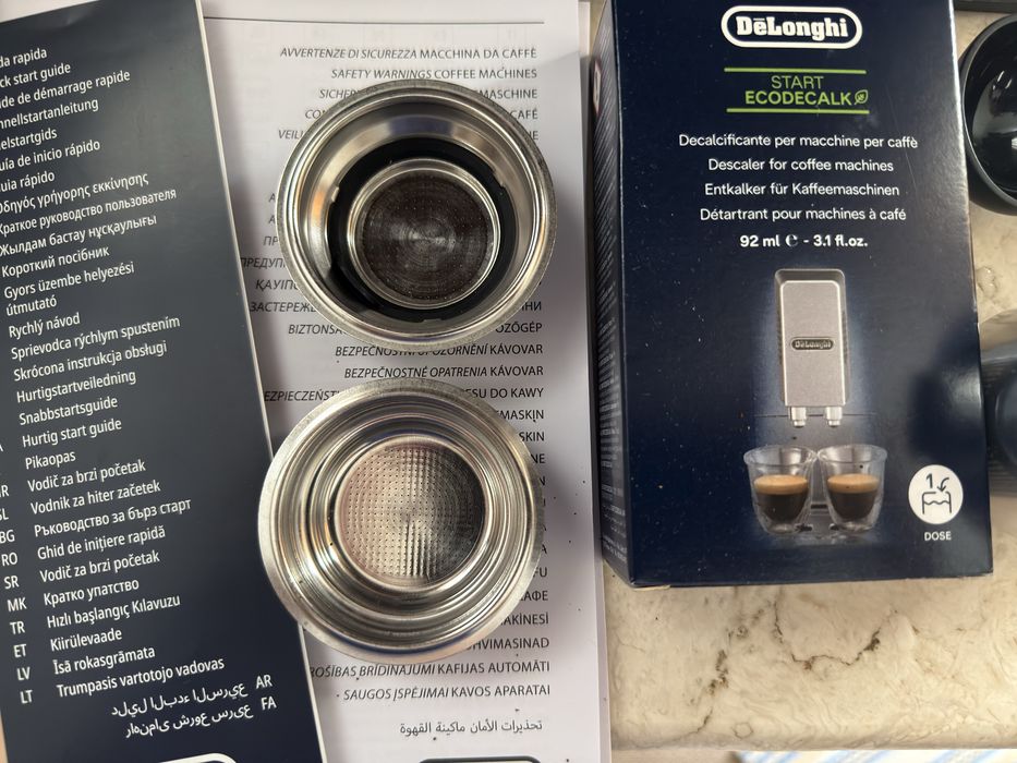 DeLonghi Dedica EC685.BK – 1 mês de uso e garantia