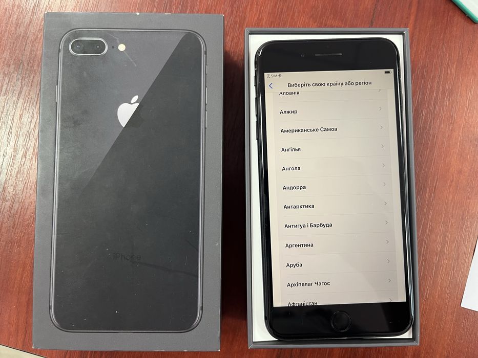 Продам iPhone 8 plus 64 gb