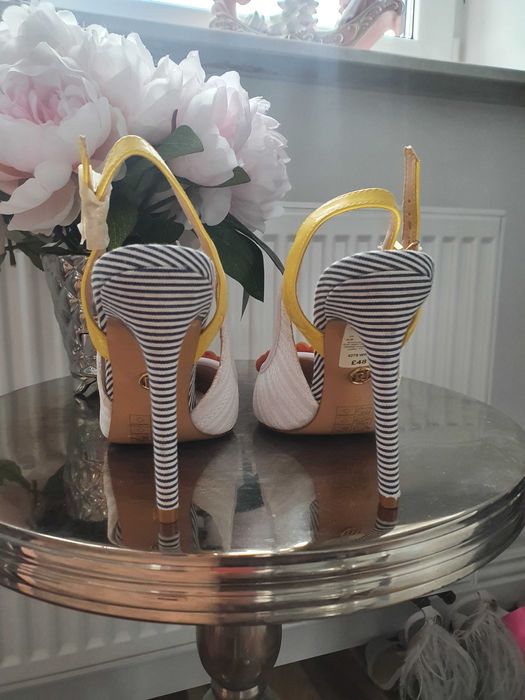 Oryginalne Szpilki zebra River Island Nowe