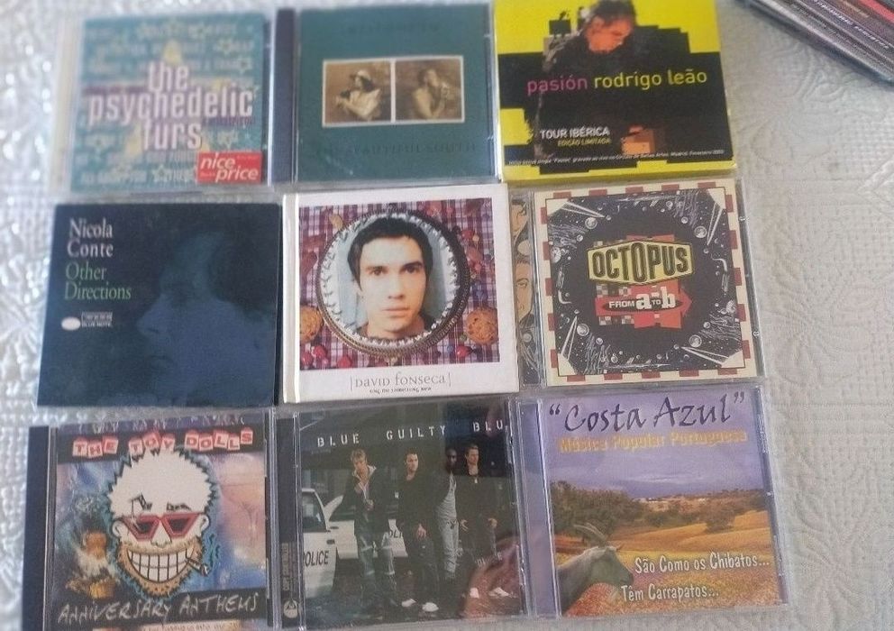 Lote de cds de música