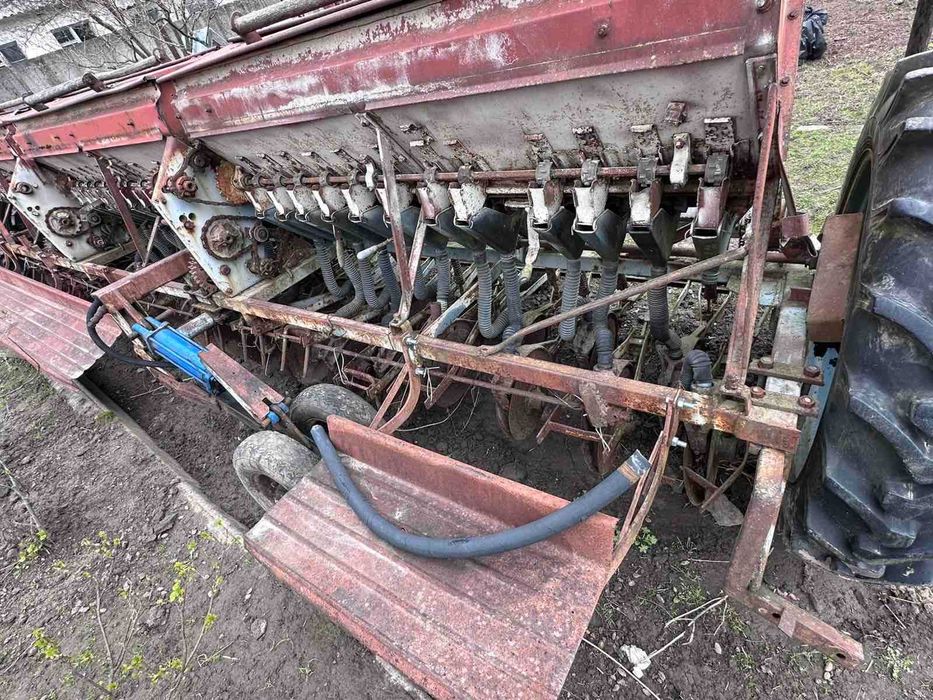 Продам зернову сівалку СЗ-5,4