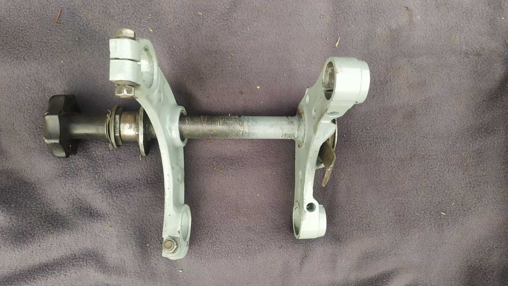 Кріплення вилки, воздушний фільтр Иж