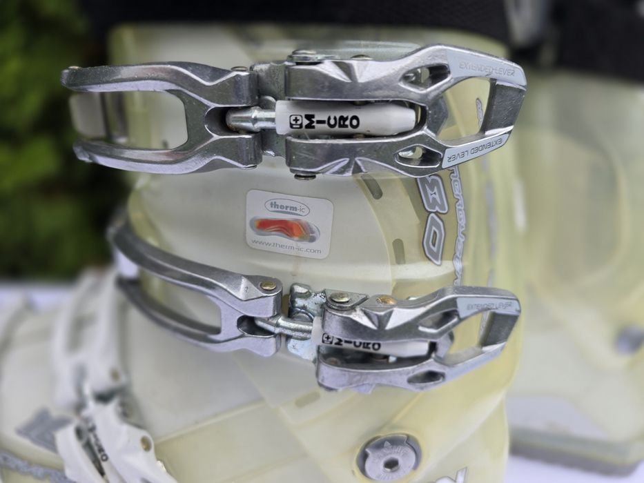 Sprzedam bardzo zadbane,super buty narciarskie Salomon  40 wkł 26-26.5