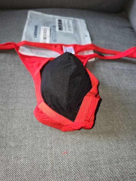 Super wygodne seksi stringi z kieszonką