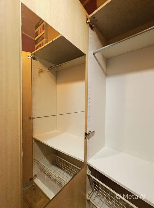 2 Roupeiros Ikea descontinuados