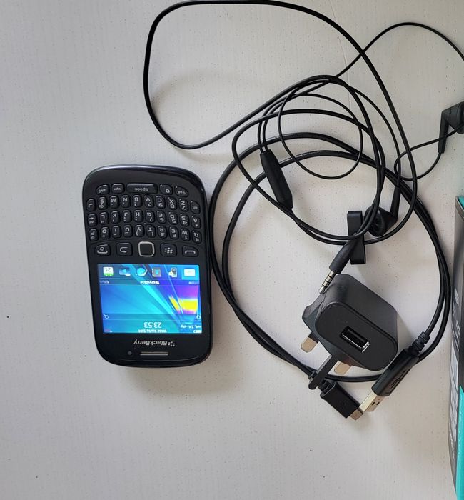 Telefon BlackBerry Curve 9220