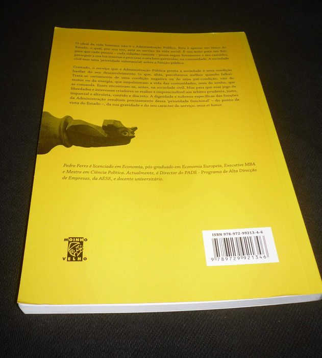 Livro "A motivação dos funcionários públicos...": 1 euro