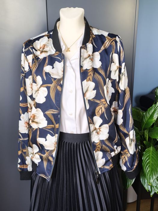 Kurtka bomberka Kaffe 38 lilie