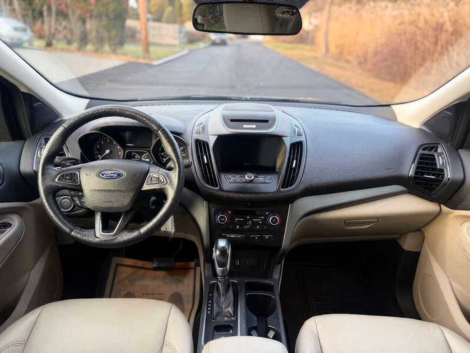 Ford Escape SEL      2018