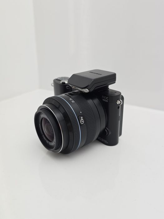 Samsung NX1000 гарний стан