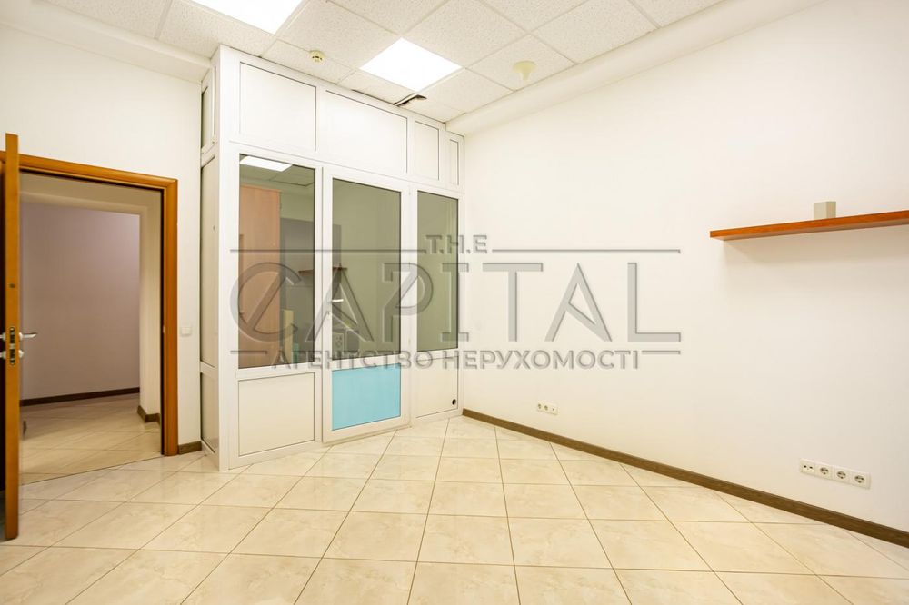 Продаж офісу, вул. Івана Мазепи, Печерськ