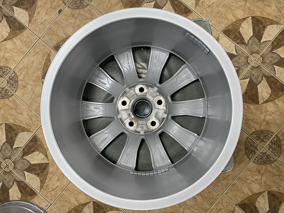 Диски R17 5/112 E7.0J*17H2 ET 34