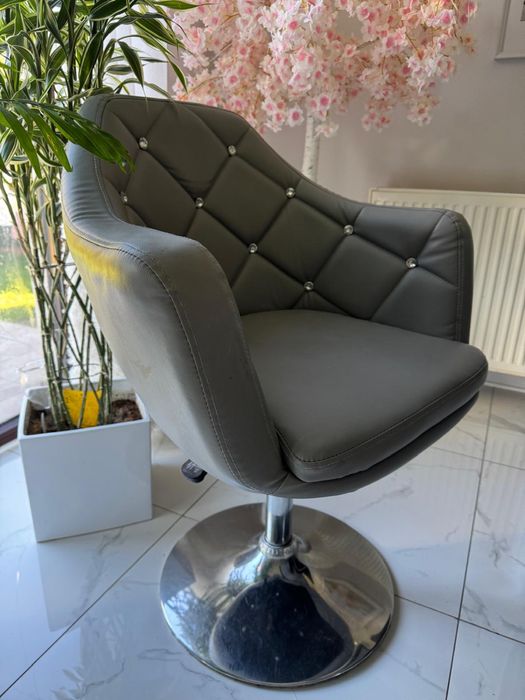 Fotel hydrauliczny glamour