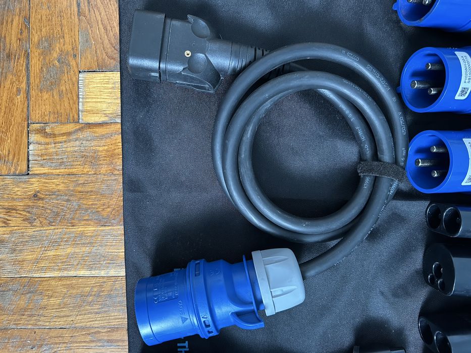 Адаптер перехідник Tesla