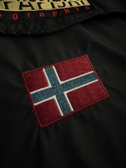 Шикарна чоловіча вітровка NAPAPIJRI