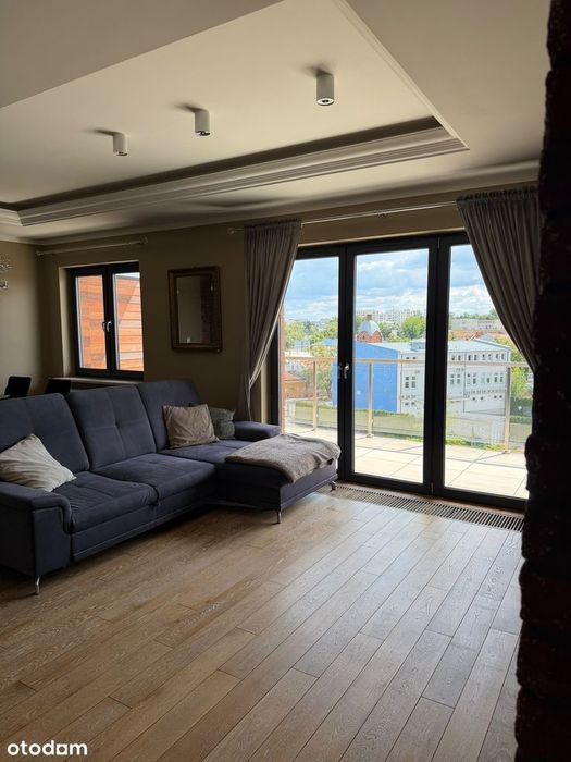 Apartament na 4 piętrze z tarasem na wynajem- ul. Okulickiego 7